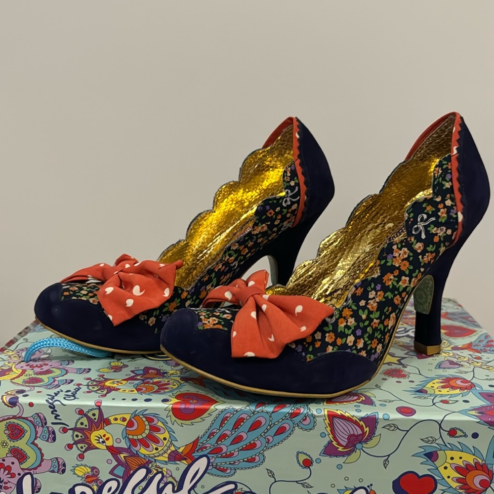 Irregular Choice Beach Trip Navy Floral size EU 36.5 - Picture 1 of 5